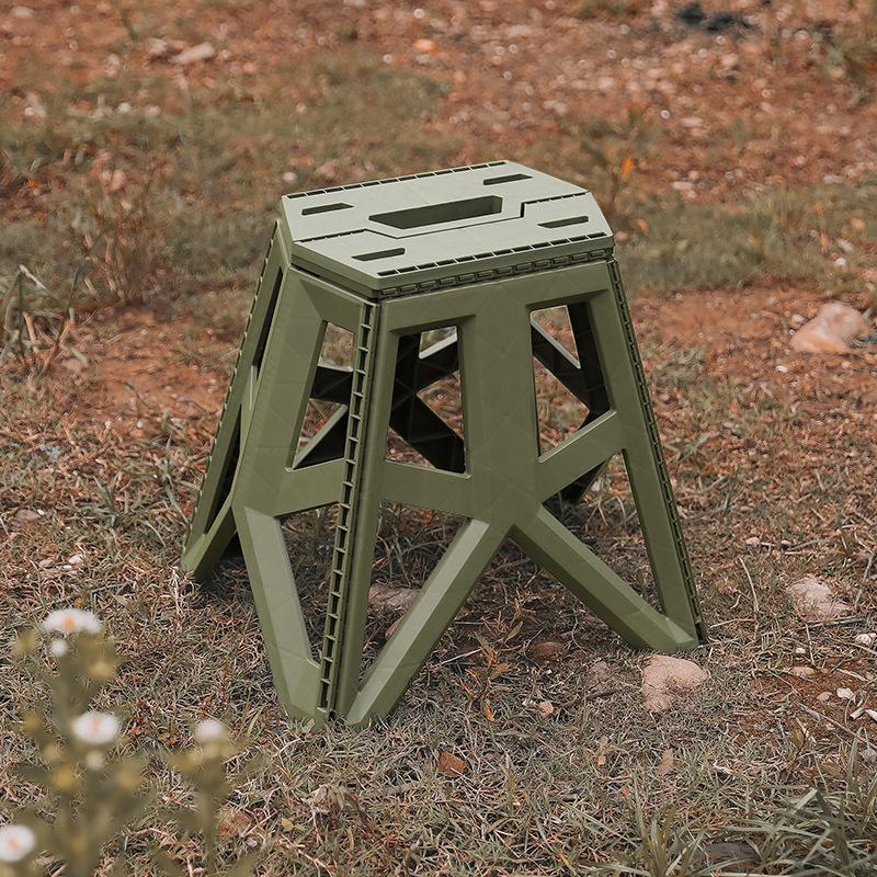 Portable outdoor folding stool